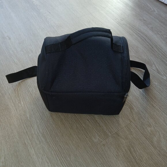 GREAT LARGE Black Carhartt Lunch Bag - Picture 3 of 4